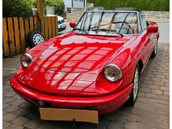 Rot Gebraucht 1991 Alfa Romeo Spider Cabrio | 18.500 €