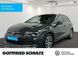 Grau Gebraucht 2022 VW Golf VIII Style Limousine | 20.950 € (Guter Preis)