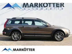 Braun Gebraucht 2015 Volvo XC70 Momentum SUV | 26.450 € (Etwas zu teuer)