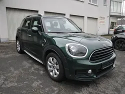 British racing green Gebraucht 2018 Mini Cooper D Countryman SUV | 14.850 € (Fairer Preis)