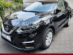 Schwarz Gebraucht 2020 Nissan Qashqai Tekna+ SUV | 20.498 € (Etwas zu teuer)