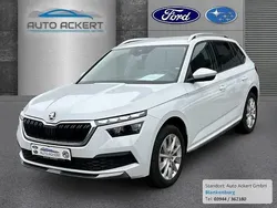 Weiss Gebraucht 2022 Skoda Kamiq Style SUV | 23.990 € (Etwas zu teuer)