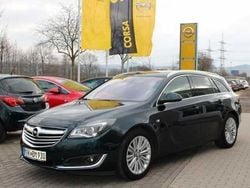 Grün metallic Gebraucht 2013 Opel Insignia Kombi | 29.950 €
