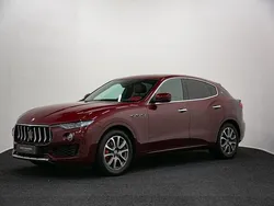 Rot Gebraucht 2017 Maserati Levante SUV | 37.800 € (Fairer Preis)