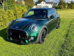Grün Gebraucht 2018 Mini Cooper D Kleinwagen | 19.999 € (Teuer)