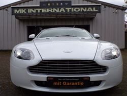 Weiß Gebraucht 2011 Aston Martin V8 Vantage Coupé | 53.900 € (Superpreis)