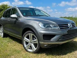 Grau Gebraucht 2015 VW Touareg SUV | 27.750 € (Guter Preis)