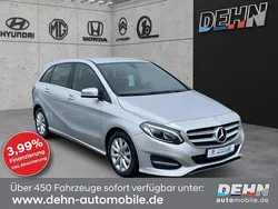 Silber Gebraucht 2016 Mercedes B180 Style Van / Kleinbus | 14.950 € (Fairer Preis)