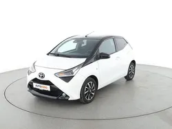 Weiß Gebraucht 2021 Toyota Aygo Kleinwagen | 14.090 € (Teuer)