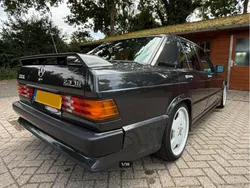 Schwarz Gebraucht 1988 Mercedes 190 Limousine | 11.500 €