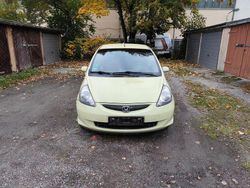 Grün Gebraucht 2004 Honda Jazz LS Kleinwagen | 1.600 € (Fairer Preis)