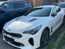 Weiß Gebraucht 2018 Kia Stinger 3 Limousine | 25.990 € (Fairer Preis)