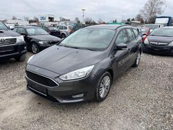 Gebraucht 2015 Ford Focus Kombi | 4.900 € (Guter Preis)