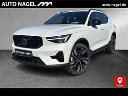 Crystal white / Gebraucht 2024 Volvo XC40 Plus SUV | 37.800 € (Fairer Preis)