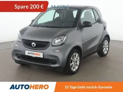 Grau Gebraucht 2018 Smart ForTwo Coupé Basis Kleinwagen | 10.830 € (Etwas zu teuer)