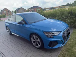 Blau Gebraucht 2023 Audi A3 Ambiente Limousine | 28.500 €