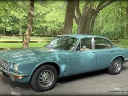 Blau Gebraucht 1974 Jaguar XJ6 Limousine | 22.900 €