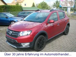 Rot Gebraucht 2015 Dacia Sandero Prestige Kleinwagen | 6.900 € (Fairer Preis)