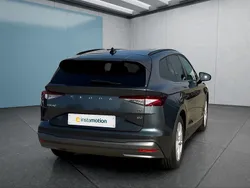 Grau Gebraucht 2021 Skoda Enyaq iV Loft SUV | 27.499 € (Fairer Preis)