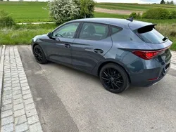 Grau Gebraucht 2020 Seat Leon FR Limousine | 17.200 € (Fairer Preis)