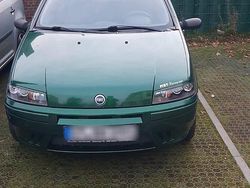 Grün Gebraucht 2000 Fiat Punto Sport Kleinwagen | 1.050 €