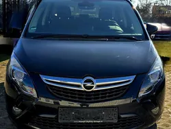 Schwarz Gebraucht 2015 Opel Zafira Tourer Edition Van / Kleinbus | 5.700 € (Superpreis)