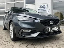Magnetic grau Neu 2025 Seat Leon FR Limousine | 25.890 € (Guter Preis)