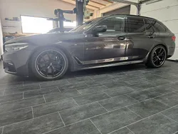 Grau Gebraucht 2019 BMW 540 Shadowline Kombi | 32.500 € (Fairer Preis)