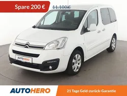 Weiß Gebraucht 2016 Citroën Berlingo SELECTION Van / Kleinbus | 10.900 € (Teuer)