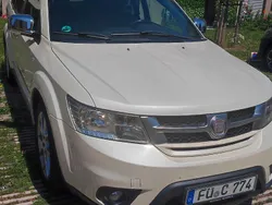 Weiß Gebraucht 2012 Fiat Freemont Lounge SUV | 7.150 € (Fairer Preis)