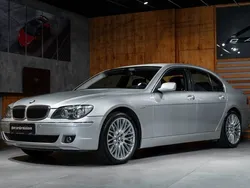Silber Gebraucht 2007 BMW 740 Limousine | 14.700 € (Teuer)