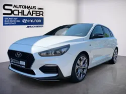 Polar white / sol Gebraucht 2019 Hyundai i30 N Line Limousine | 14.480 € (Fairer Preis)