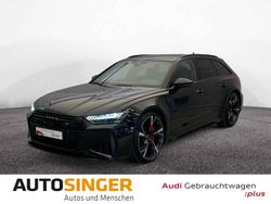 Mythosschwarz metallic Gebraucht 2021 Audi RS6 Sport Kombi | 93.920 € (Etwas zu teuer)
