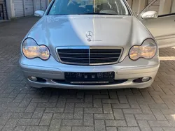Silber Gebraucht 2002 Mercedes C180 Classic Limousine | 6.290 € (Teuer)