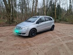 Silber Gebraucht 2006 Mercedes 190 Limousine | 4.500 € (Fairer Preis)