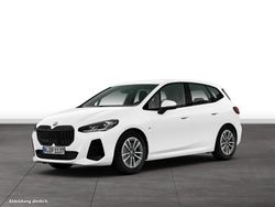Weiß Gebraucht 2024 BMW 223 Active Tourer Van / Kleinbus | 40.244 € (Fairer Preis)