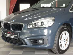 Grau Gebraucht 2017 BMW 218 Advantage Van / Kleinbus | 17.999 € (Teuer)