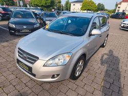 Silber (kirunasilber met.) Gebraucht 2009 Kia Ceed Sportswagon Kombi | 3.790 € (Fairer Preis)