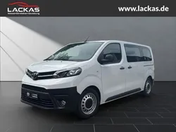 Ice white Gebraucht 2023 Toyota Proace Verso Comfort Kombi | 32.490 € (Superpreis)