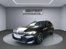 Black sapphire metallic Gebraucht 2023 BMW 320 M Sport Kombi | 40.480 € (Etwas zu teuer)