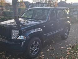 Grau Gebraucht 2008 Jeep Cherokee Sport SUV | 3.900 € (Fairer Preis)