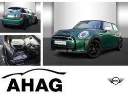 Grün Gebraucht 2022 Mini Cooper SE Classic Kleinwagen | 17.440 € (Fairer Preis)