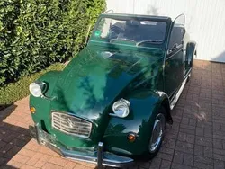 Grün Gebraucht 1984 Citroën 2CV Cabrio | 11.900 €