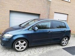 Blau Gebraucht 2005 VW Golf V Sportline Limousine | 2.500 € (Fairer Preis)