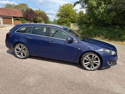 Blau Gebraucht 2016 Opel Insignia Kombi | 6.488 € (Fairer Preis)