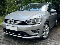 Silber Gebraucht 2016 VW Golf Sportsvan Allstar Van / Kleinbus | 11.980 € (Guter Preis)