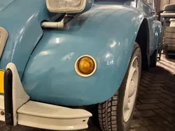 Blau Gebraucht 1981 Citroën 2CV Kleinwagen | 10.750 €