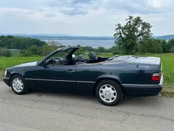 Schwarz Gebraucht 1997 Mercedes E200 Cabrio | 27.500 €
