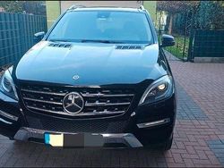 Schwarz Gebraucht 2013 Mercedes ML350 SUV | 21.990 € (Teuer)