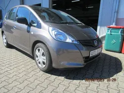 Urban titanium m. Gebraucht 2015 Honda Jazz S Kleinwagen | 9.900 € (Fairer Preis)
